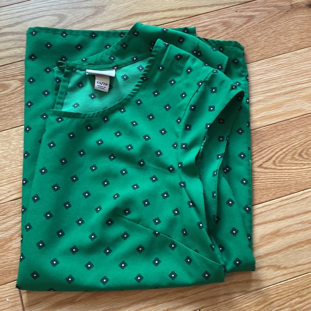 Polyester top - Picture 10 of 10